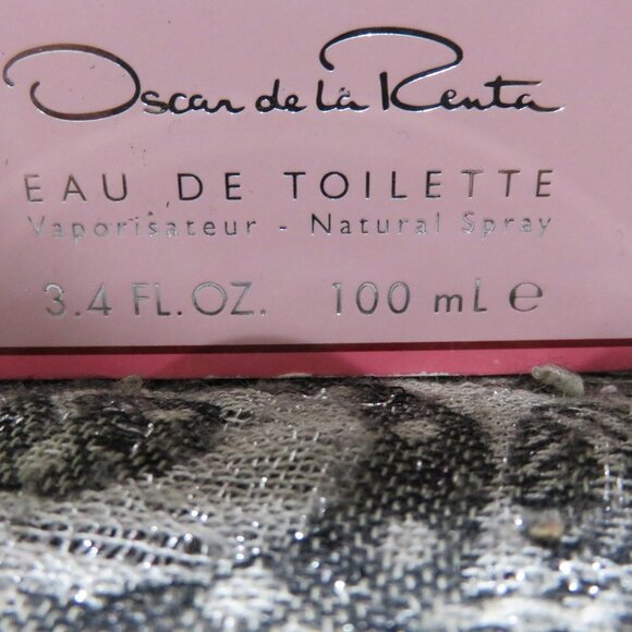 Oscar Rose by Oscar De La Renta EDT Damask Rose Peony Freesia Lily Musk Amber - Picture 4 of 7